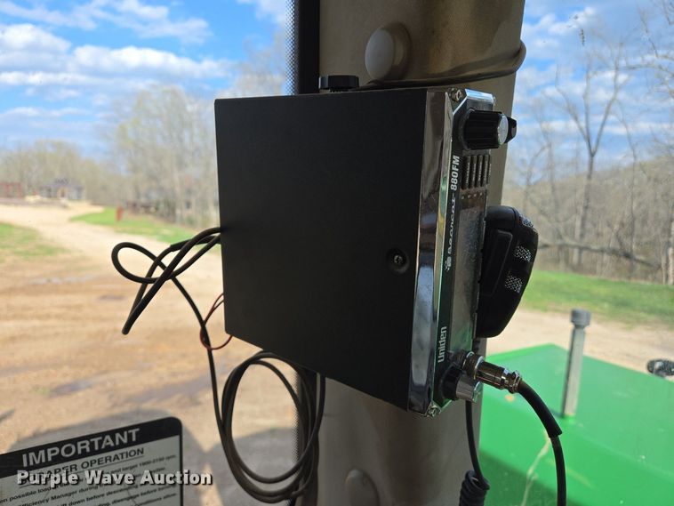 image for item EJ7398 2016 John Deere 9570R Scraper Special 4WD tractor