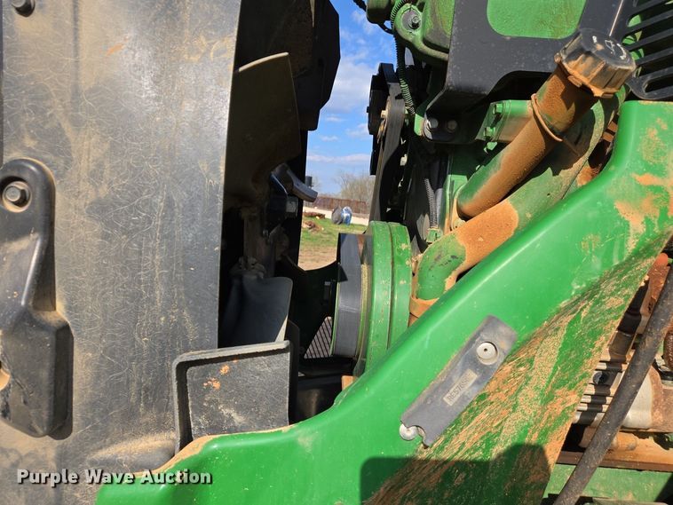 image for item EJ7398 2016 John Deere 9570R Scraper Special 4WD tractor