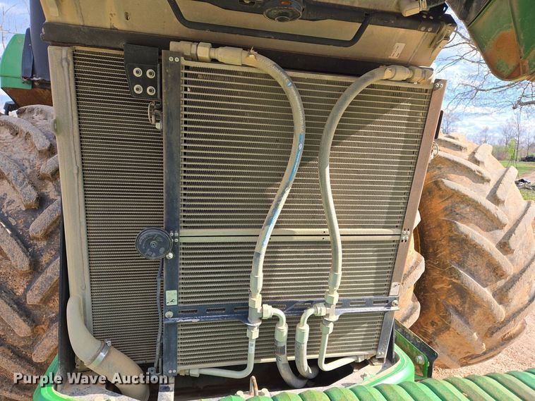 image for item EJ7398 2016 John Deere 9570R Scraper Special 4WD tractor