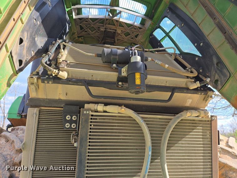 image for item EJ7398 2016 John Deere 9570R Scraper Special 4WD tractor