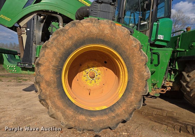image for item EJ7398 2016 John Deere 9570R Scraper Special 4WD tractor