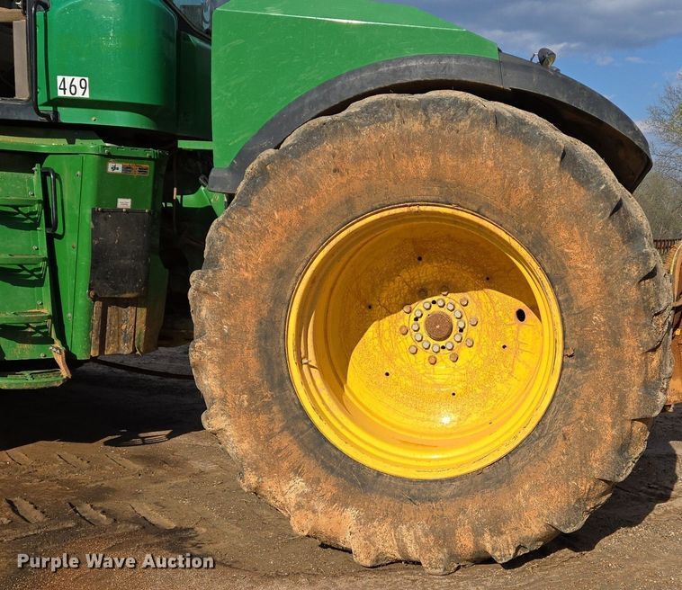 image for item EJ7398 2016 John Deere 9570R Scraper Special 4WD tractor