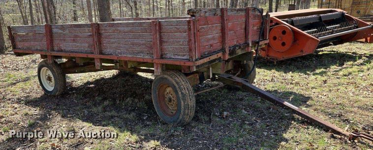 image for item EJ7415 Feed wagon