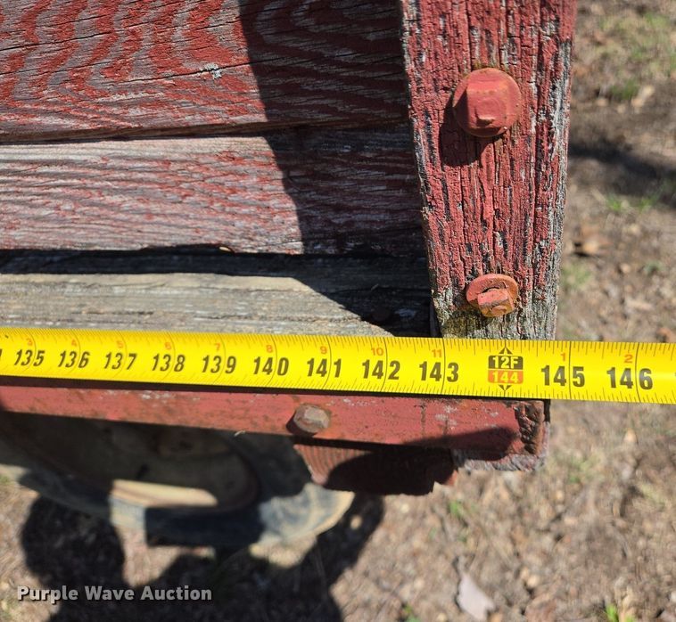 image for item EJ7415 Feed wagon