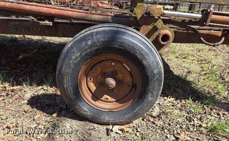 image for item EJ7415 Feed wagon
