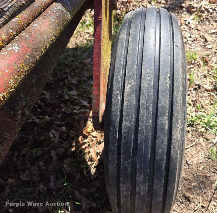 image for item EJ7415 Feed wagon