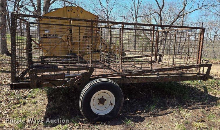 image for item EJ7415 Feed wagon