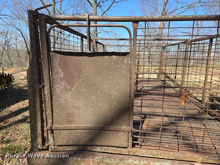 image for item EJ7415 Feed wagon