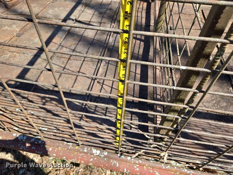 image for item EJ7415 Feed wagon