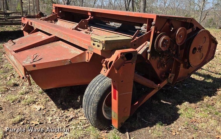 image for item EJ7416 Hesston 1120 swather / windrower