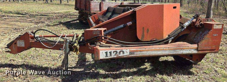 image for item EJ7416 Hesston 1120 swather / windrower
