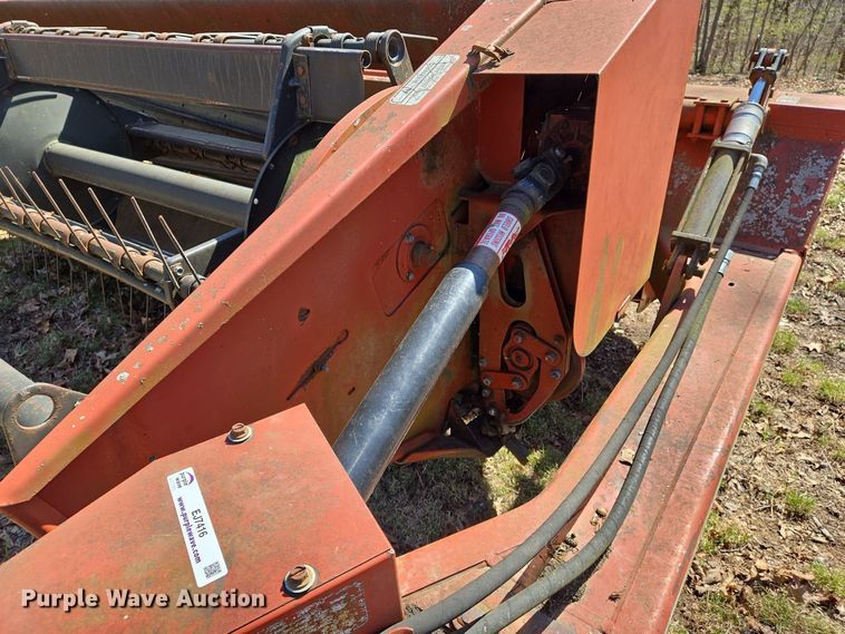 image for item EJ7416 Hesston 1120 swather / windrower