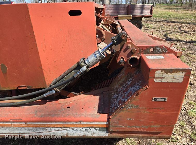 image for item EJ7416 Hesston 1120 swather / windrower