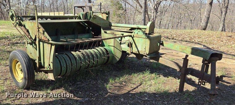 image for item EJ7419 John Deere 14T small square baler