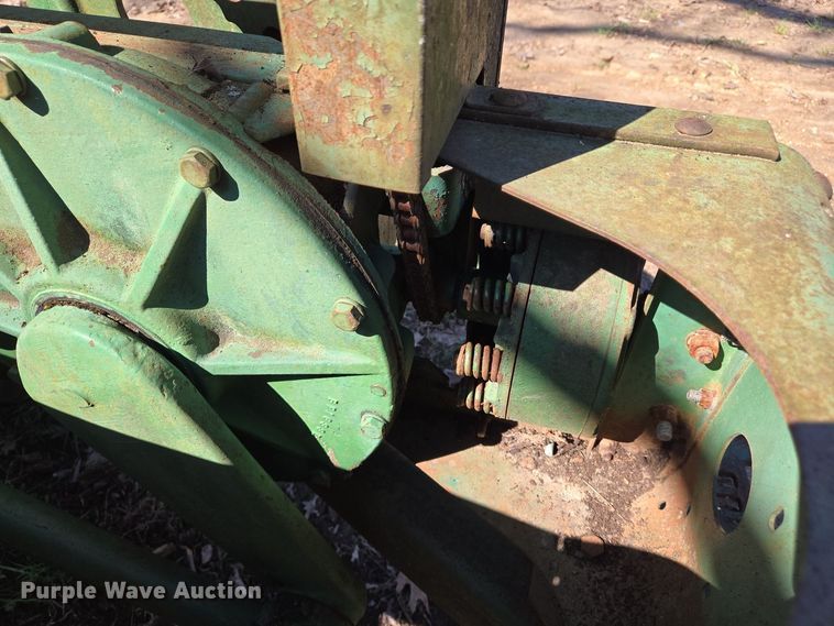 image for item EJ7419 John Deere 14T small square baler