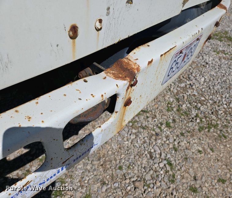 image for item EJ7459 1995 International 4900 fertilizer delivery truck