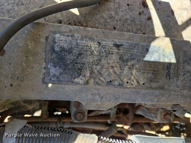 image for item EJ7459 1995 International 4900 fertilizer delivery truck