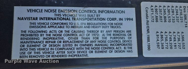 image for item EJ7459 1995 International 4900 fertilizer delivery truck