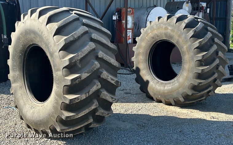 image for item EK2914 (2) Firestone 90060R32 tires