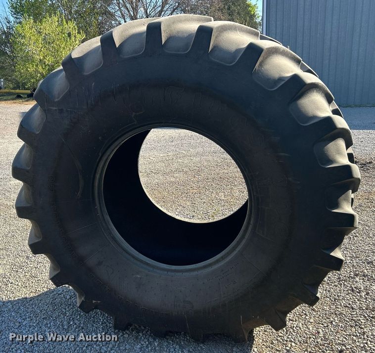 image for item EK2914 (2) Firestone 90060R32 tires