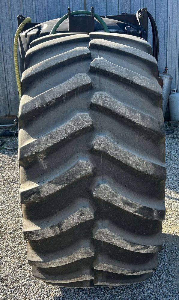 image for item EK2914 (2) Firestone 90060R32 tires