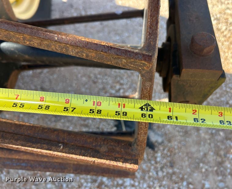 image for item EK2916 Sunflower 7232-30 crumbler