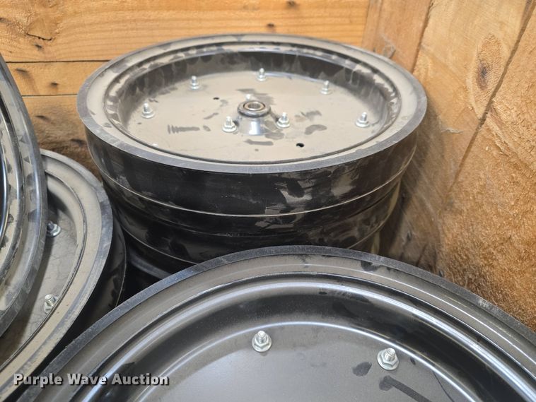 image for item EK5161 (41) gauge wheels