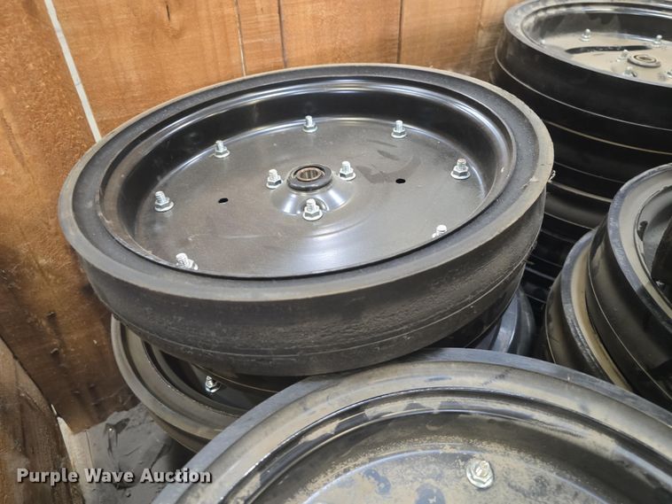 image for item EK5161 (41) gauge wheels