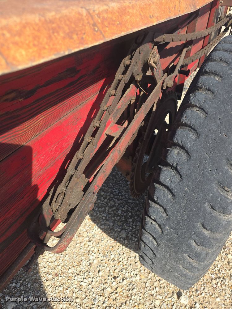 image for item EK5167 McCormick manure spreader