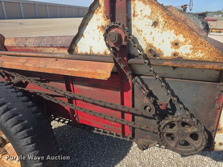 image for item EK5167 McCormick manure spreader