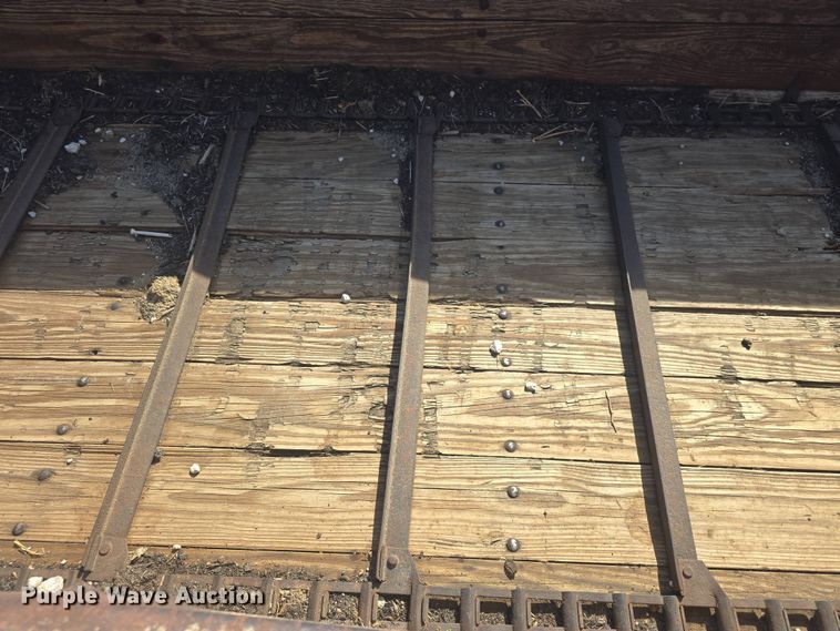 image for item EK5167 McCormick manure spreader