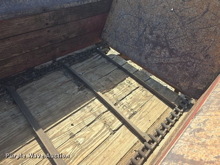 image for item EK5167 McCormick manure spreader