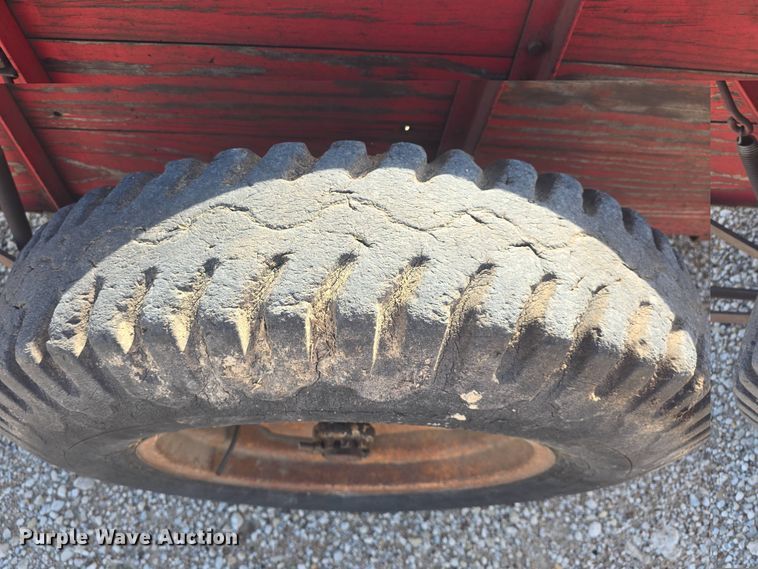 image for item EK5167 McCormick manure spreader