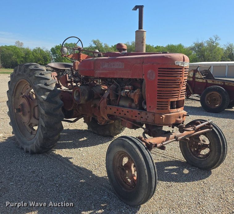 image for item EK5169 1944 International Harvester Farmall M tractor