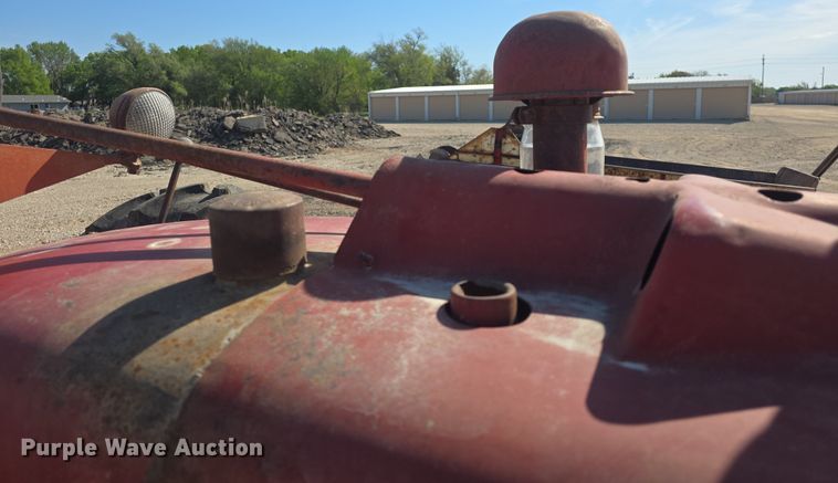 image for item EK5169 1944 International Harvester Farmall M tractor