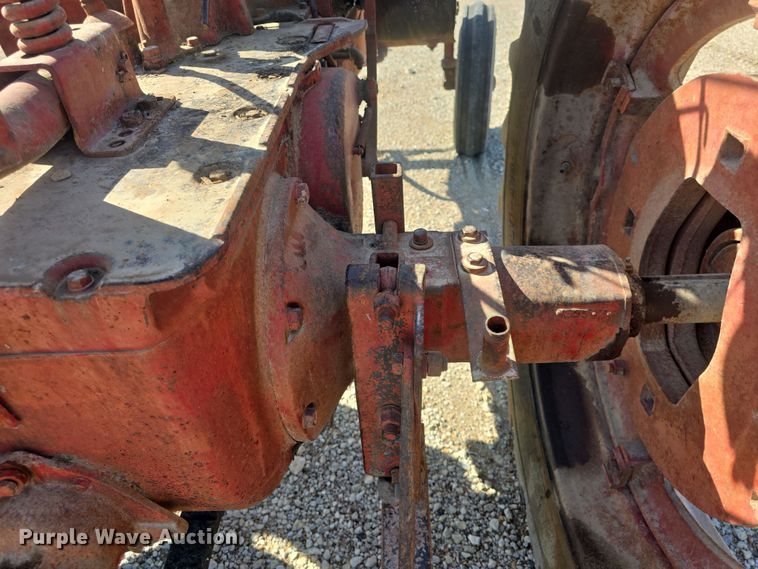 image for item EK5169 1944 International Harvester Farmall M tractor