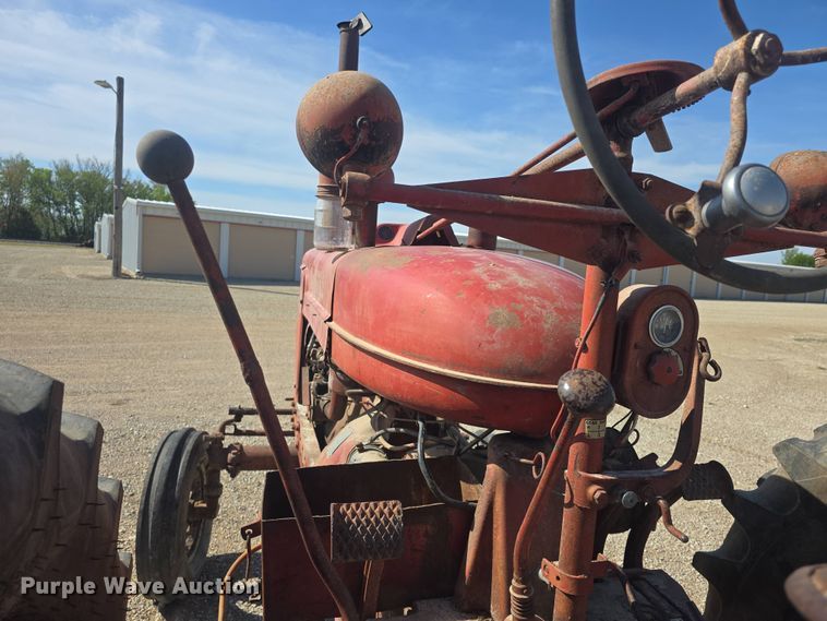 image for item EK5169 1944 International Harvester Farmall M tractor