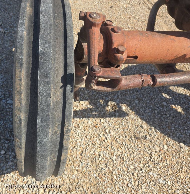 image for item EK5169 1944 International Harvester Farmall M tractor