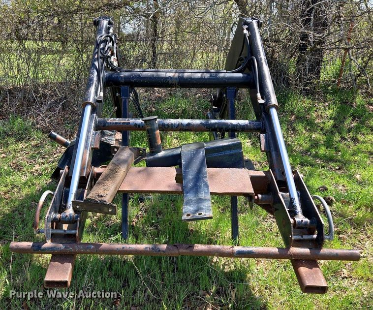 image for item EL1994 Great Bend GB440 loader