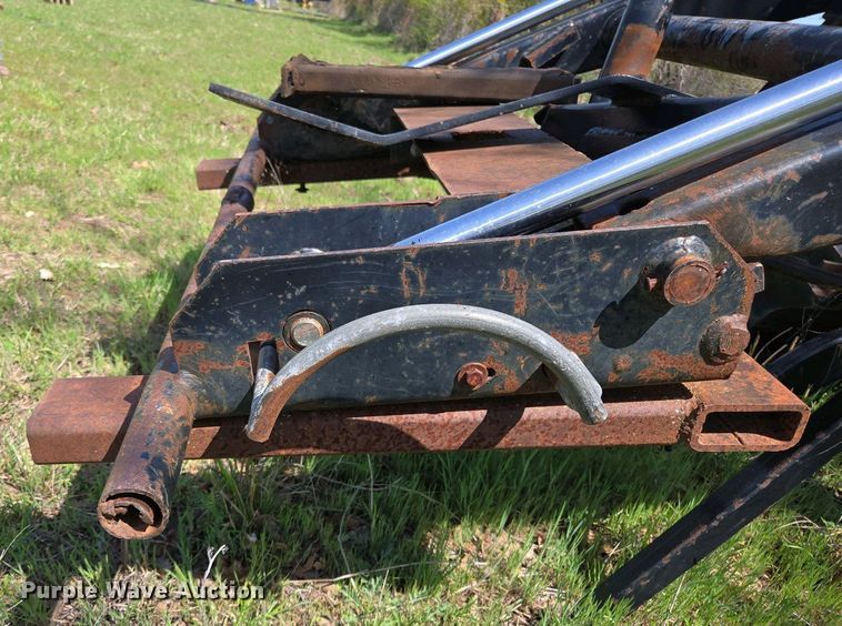 image for item EL1994 Great Bend GB440 loader