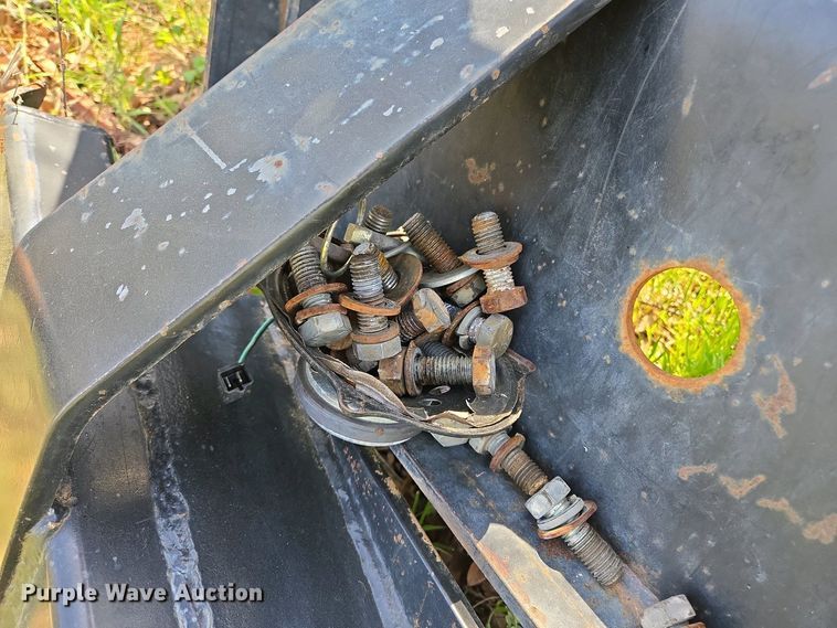 image for item EL1994 Great Bend GB440 loader