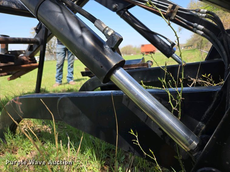 image for item EL1994 Great Bend GB440 loader