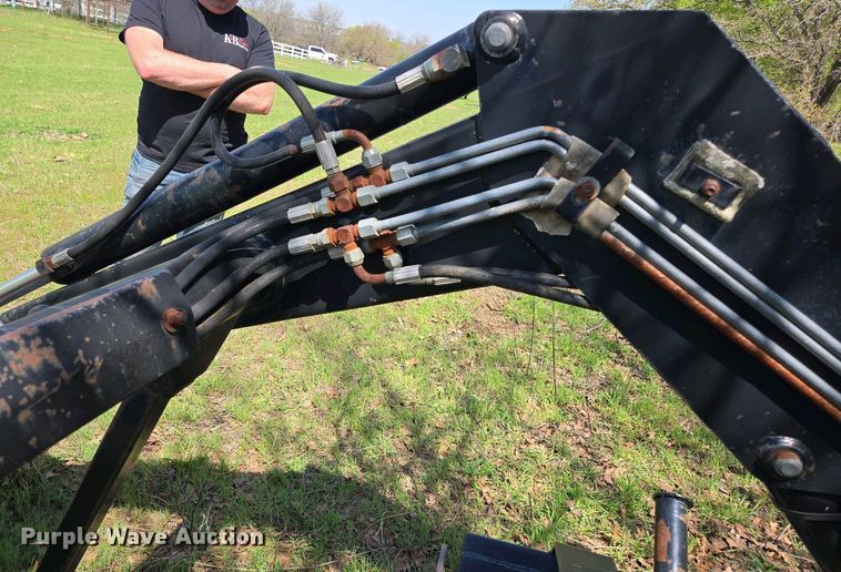 image for item EL1994 Great Bend GB440 loader