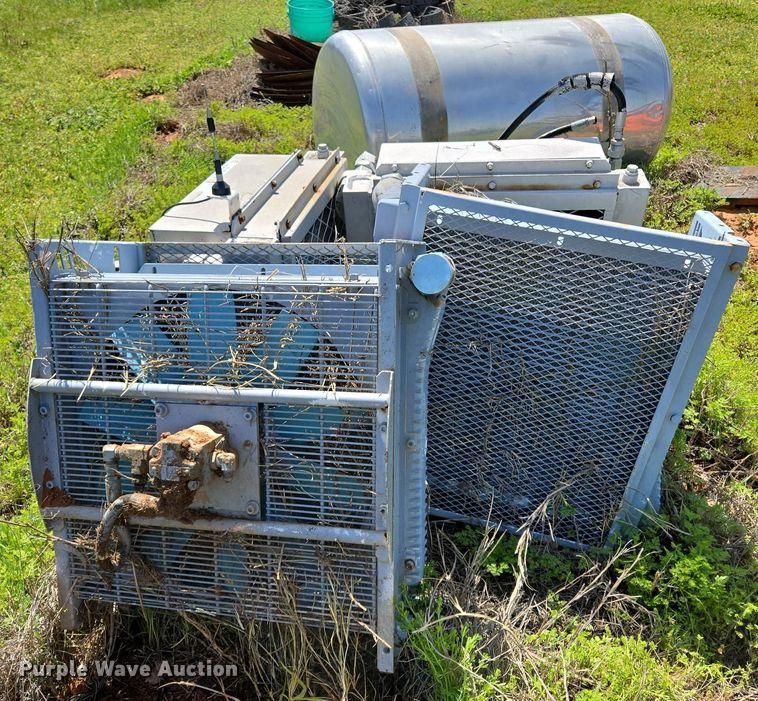 image for item EL1995 (4) hydraulic oil coolers