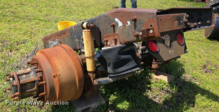 image for item EL1996 Eaton Fuller RS404 rear end