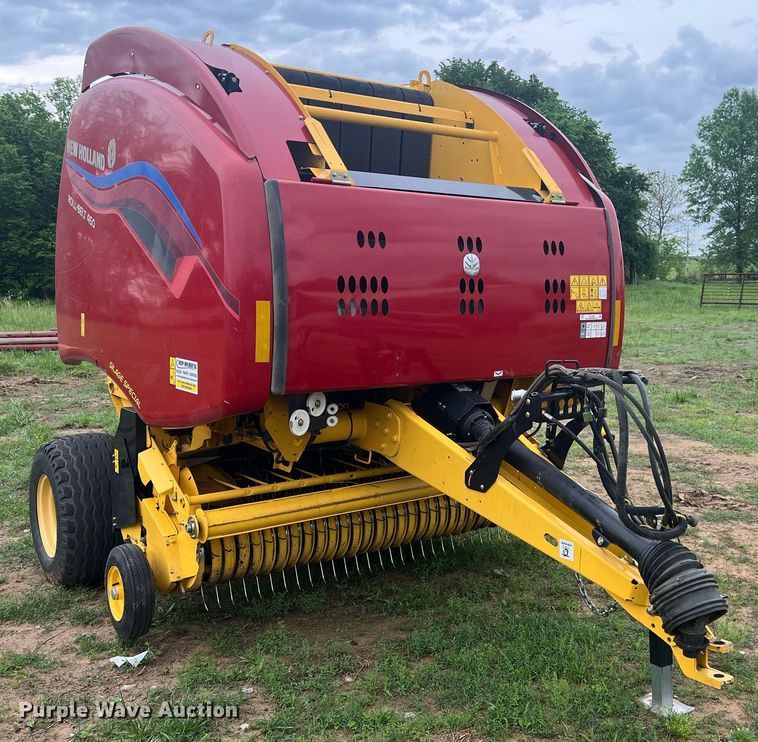 image for item EL2038 2022 New Holland 460RB round baler