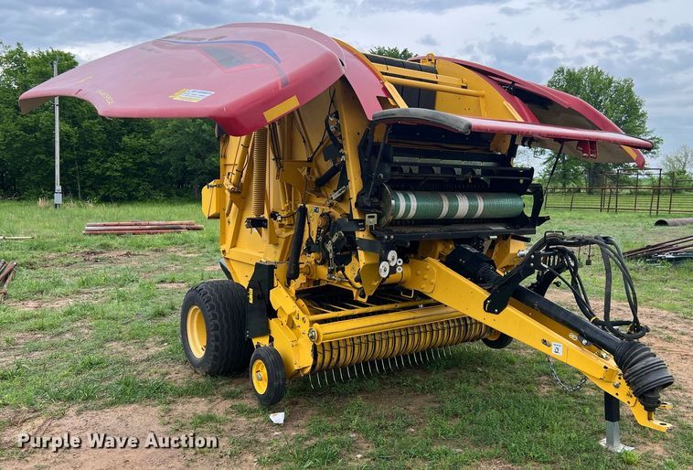 image for item EL2038 2022 New Holland 460RB round baler