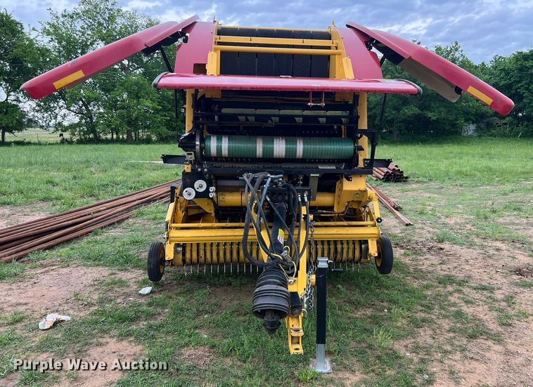 image for item EL2038 2022 New Holland 460RB round baler