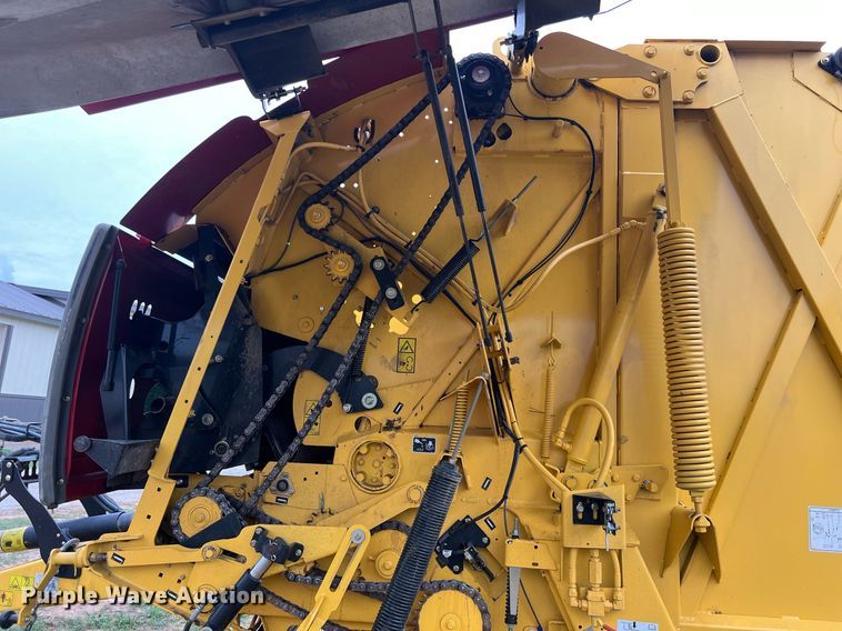 image for item EL2038 2022 New Holland 460RB round baler