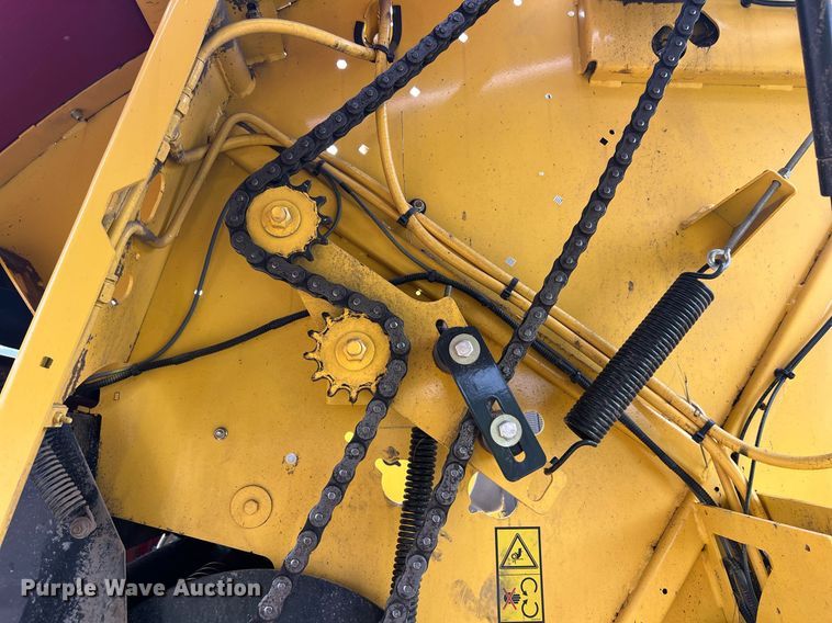 image for item EL2038 2022 New Holland 460RB round baler